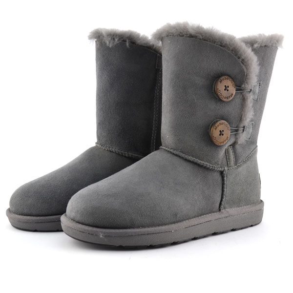 grey ugg boots