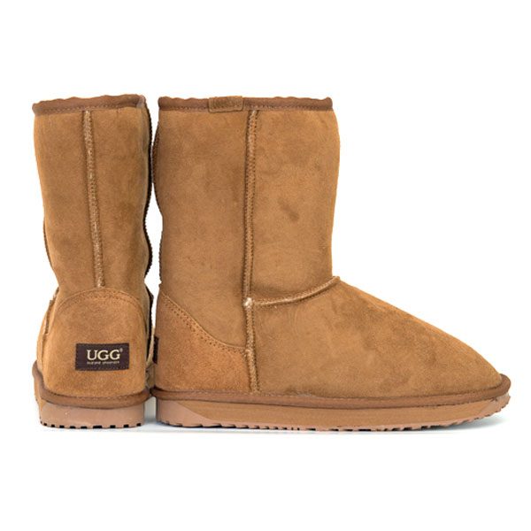 ugg boots classic short chestnut